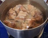 Hình bước làm 3 của món Canh sườn non hạt sen táo đỏ