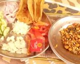 A picture of step 4 of Puri tacos.