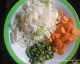 A picture of step 5 of Special fried rice.