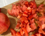 Foto del paso 1 de la receta: Pollo con tomate y aceitunas