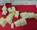 Foto del paso 3 de la receta: Crema de puerros, calabacín, patatas y quesitos
