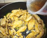 Foto del paso 3 de la receta Tiritas de pollo al vino con champiñones