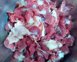 Foto del paso 1 de la receta: Nueva receta de pinchos de cordero morenos