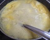 A picture of step 2 of Sweet Corn Soup.