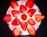 A picture of step 2 of Strawberry Gulkand Smoothie.