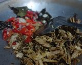 Foto langkah ke 3 dari resep Tongkol Kemangi Pedas.