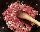 Foto del paso 2 de la receta Muslos de pollo en tomate y aromas orientales