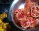 A picture of step 3 of Aaloo baingon chatpatta.