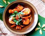 Hình bước làm 4 của món Tôm thịt rim dừa