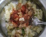 A picture of step 1 of Cheesy corn patice.
