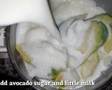 एवोकाडो शेक (Avocado shake recipe in Hindi) रेसिपी चरण 2 फोटो