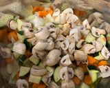 Foto del paso 2 de la receta Lentejas con mucha verdura y muy fáciles