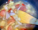 Gambar langkah 6 resipi Easy Fishball Soup Noodles.