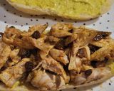 Foto del paso 4 de la receta: Bocata de pollo con salsas y miel