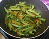 Foto langkah ke 4 dari resep Tumis mentimun.