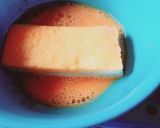 Foto langkah ke 2 dari resep Roti goreng tepung.