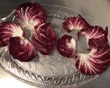 Une image de l'étape 9 de Chaudrons sanguinaires de salade composée (tomates,concombre,feta).