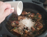 Foto del paso 4 de la receta: Arroz con Costillón, Acelgas y Setas