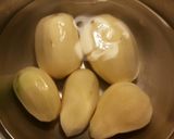 Foto del paso 2 de la receta Estofado de patatas con cebollas y ajos