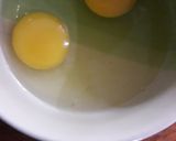 Foto langkah ke 2 dari resep Spicy Omelette.