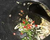 Foto langkah ke 4 dari resep Nasi Goreng Sunti Khas Aceh.