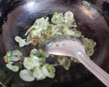 A picture of step 2 of Honey chilli potato.
