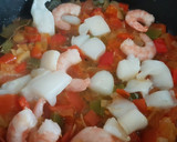 Foto del paso 1 de la receta: Judía blanca con sepia colas de gamba y acelga
