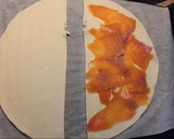 Foto del paso 1 de la receta: Hojaldre de salmón y queso