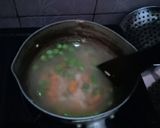 Foto langkah ke 5 dari resep Sop misoa salmon.