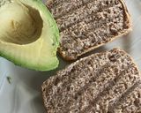 Foto del paso 2 de la receta: Tapita de foie con manzana, y aguacate. Rápido y rico!!