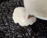 A picture of step 6 of Oreo cheese cake.