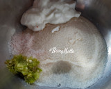 A picture of step 1 of Sooji Handwa.