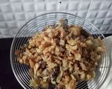 Foto langkah ke 2 dari resep Ayam suwir sambal matah.