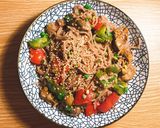 Hình bước làm 4 của món Bún xào mề gà eatclean