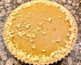 A picture of step 9 of Cake with Frola Dough and Pumpkin Cream.