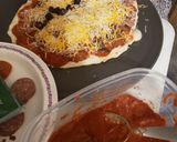 A picture of step 4 of Funtime Pizza with the Grandkids.