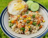 Foto langkah ke 5 dari resep Nasi Goreng Hongkong.