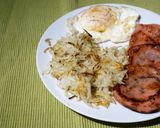 A picture of step 4 of Shredded hash browns.