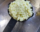 A picture of step 1 of Phool Gobhi paratha.