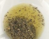 Kecskesajtos, pestós saláta recept fázis 2 fotója