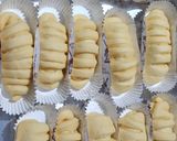 Foto langkah ke 7 dari resep RoTi Manis Isi PisaNG.