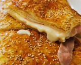 Foto del paso 6 de la receta: Hojaldre relleno de Queso Maasdam, Jamón York y Bechamel
