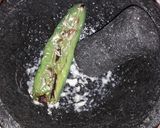 Foto del paso 1 de la receta: Salsa verde en molcajete