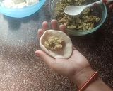 A picture of step 4 of Hinger kochuri hing ki kachauri.