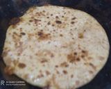 A picture of step 3 of Pineapple paratha.