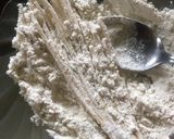 Foto langkah ke 4 dari resep Enoki Goreng Tepung.