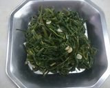 Hình bước làm 6 của món Rau muống xào tỏi