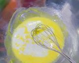 Hình bước làm 1 của món Bánh tiramisu trái tim sinh nhật không cần lò nướng