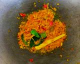 Foto langkah ke 2 dari resep Udang Pedas Bumbu Kuning.