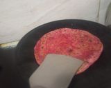 A picture of step 4 of Beetroot Paratha.